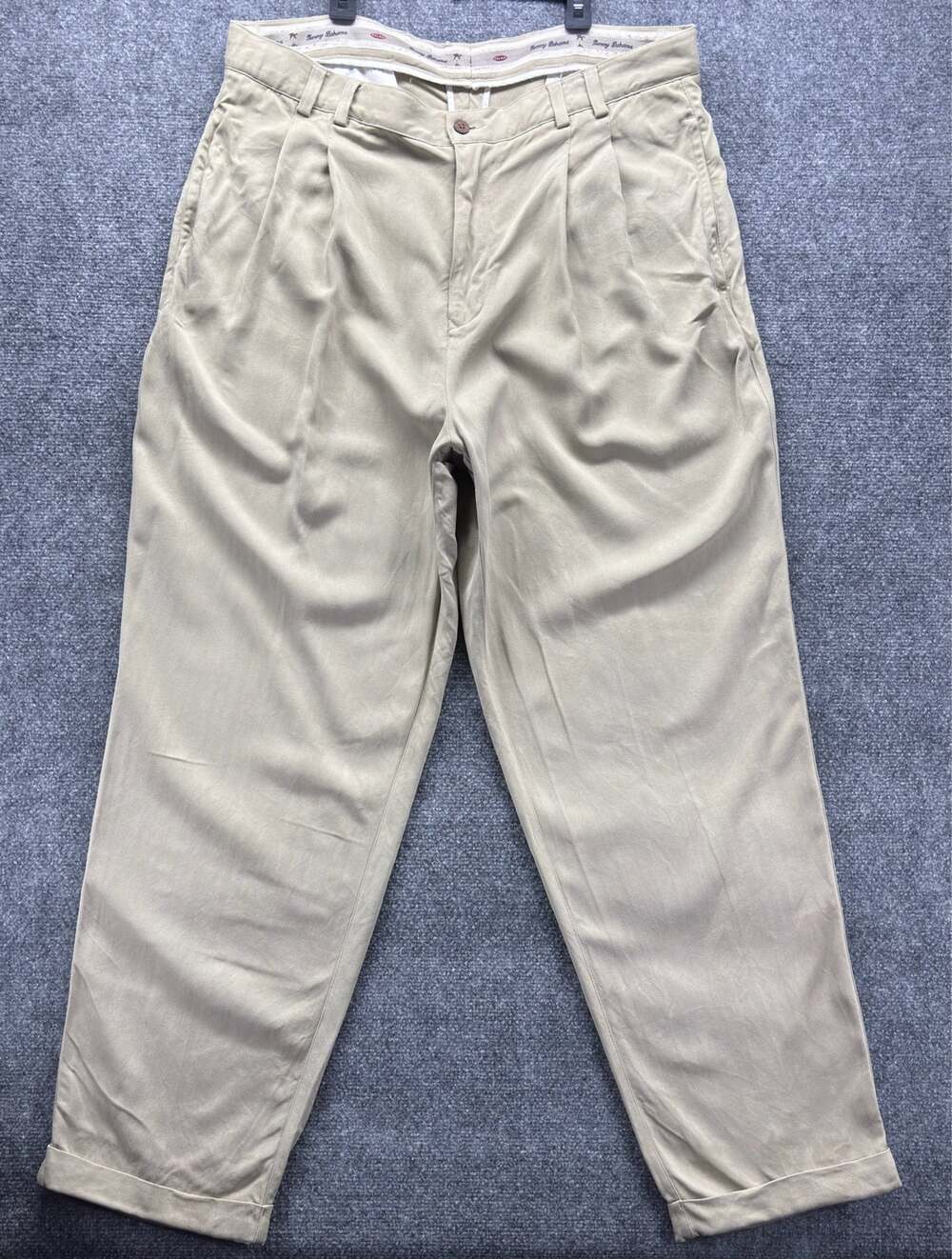 Vintage Tommy Bahama relaxed-fit pleated pants